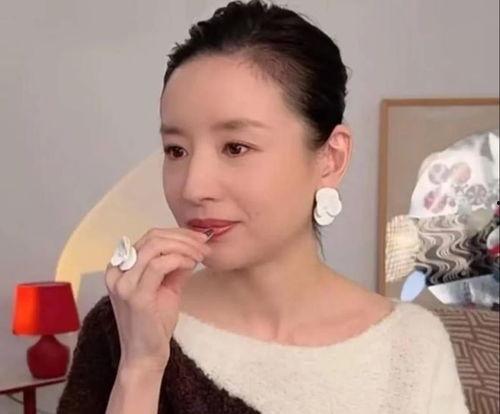 何佳佳大哥直播爆料视频,精彩瞬间与幕后故事  第3张